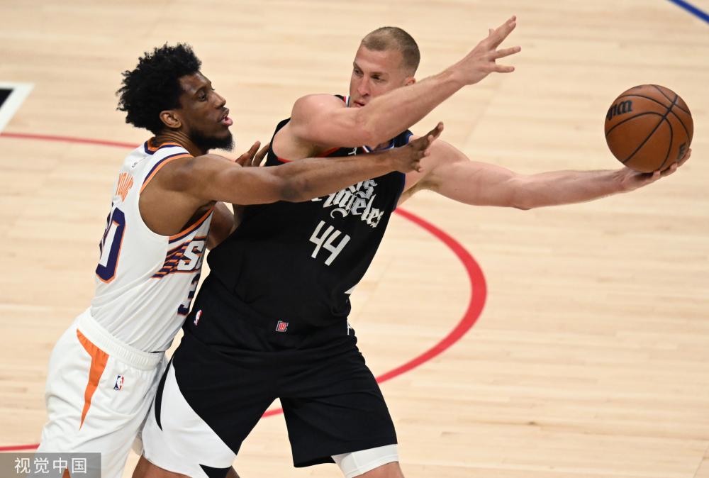 与球员之间 与球员之间