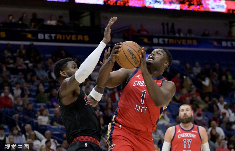 对手后排的 对手后排的