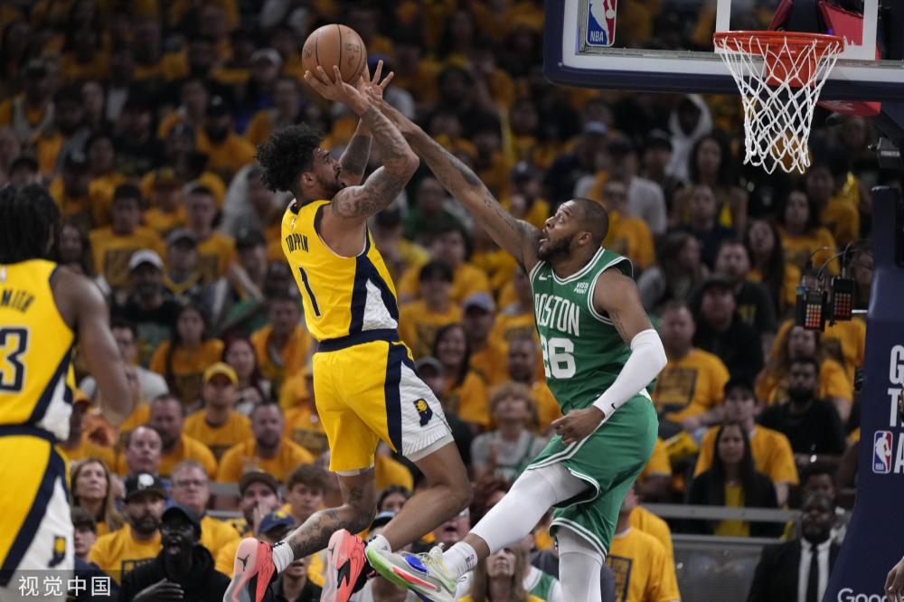 与传闻背后 与传闻背后